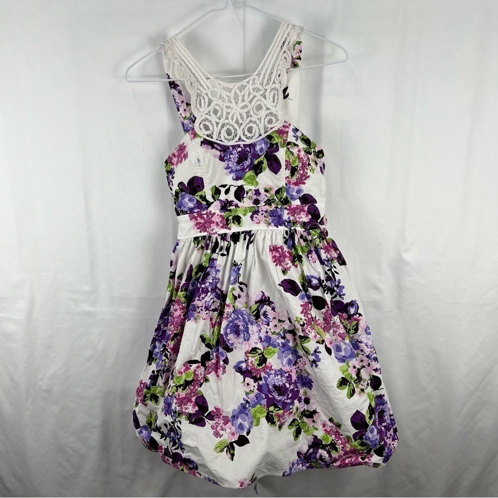 City Triangle - Size 3 - Women’s Dress - White and Purple Floral - Feminine